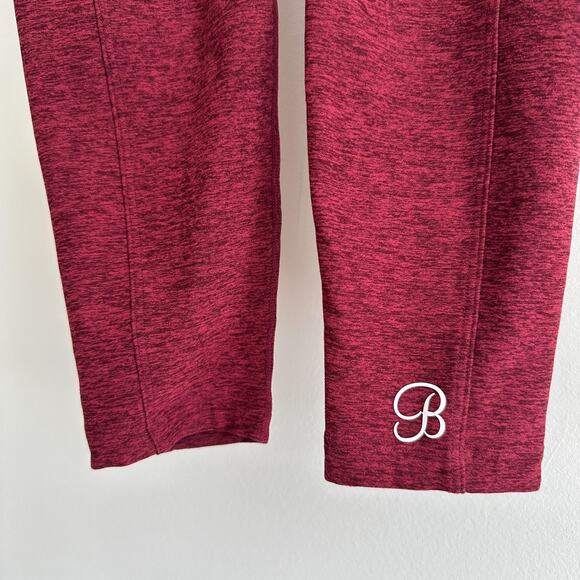 Bombshell Sportswear Leggings XS Red V Back Scrunch Pockets Yoga Gym Training - Picture 3 of 8